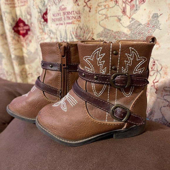 Girls Brown Toddler Cowboy Boots with Embroidery - Picture 1 of 5